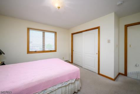 147 11TH Street Wood-ridge NJ 07075