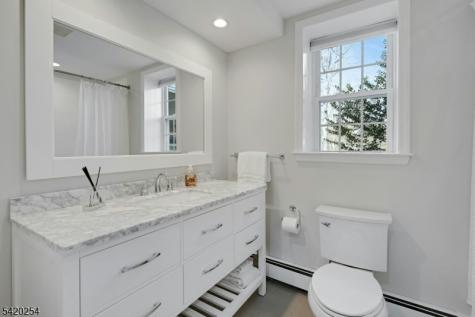 94 Brook Drive Watchung NJ 07069