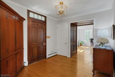 94 Brook Drive Watchung NJ 07069
