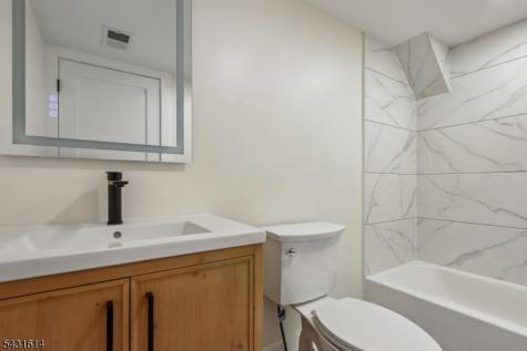 10 Rose Street Edison NJ 08817