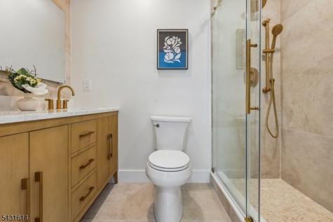 10 Rose Street Edison NJ 08817