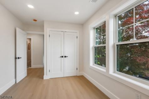 10 Rose Street Edison NJ 08817
