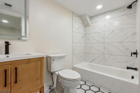 10 Rose Street Edison NJ 08817