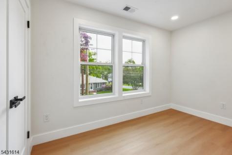 10 Rose Street Edison NJ 08817