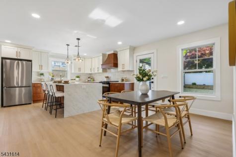 10 Rose Street Edison NJ 08817