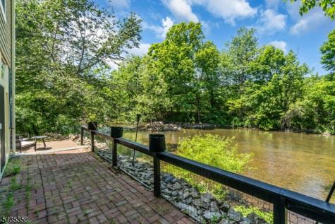 128 Raritan River Road Lebanon NJ 07830