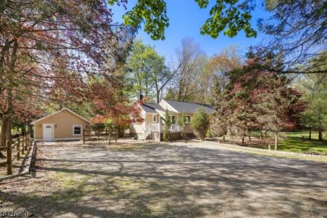 10 Old Stone Church Road Upper Saddle River NJ 07458