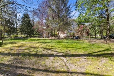 10 Old Stone Church Road Upper Saddle River NJ 07458
