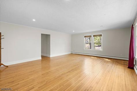 10 Old Stone Church Road Upper Saddle River NJ 07458
