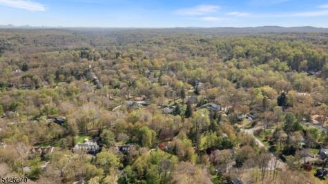 10 Old Stone Church Road Upper Saddle River NJ 07458