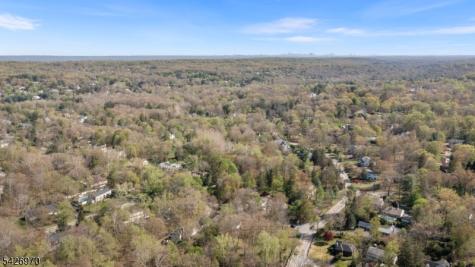 10 Old Stone Church Road Upper Saddle River NJ 07458