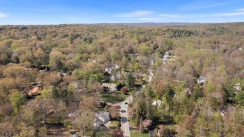 10 Old Stone Church Road Upper Saddle River NJ 07458