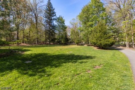 10 Old Stone Church Road Upper Saddle River NJ 07458