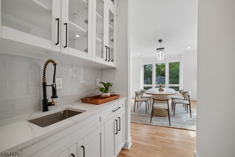 29 Spier Drive Livingston NJ 07039