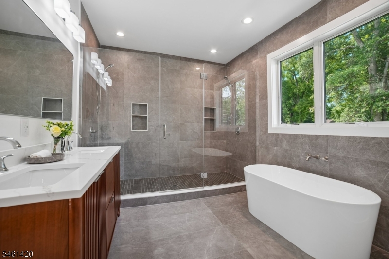 29 Spier Drive Livingston NJ 07039
