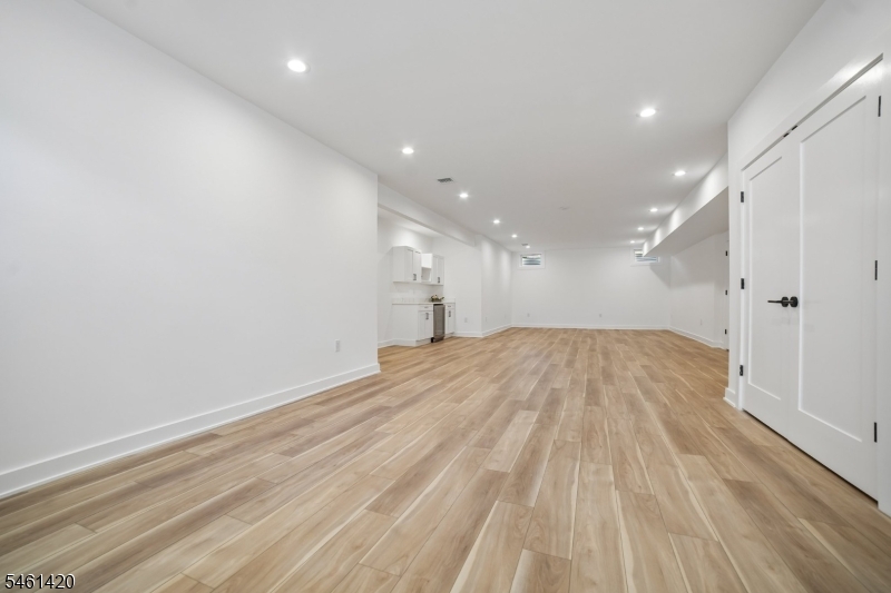 29 Spier Drive Livingston NJ 07039