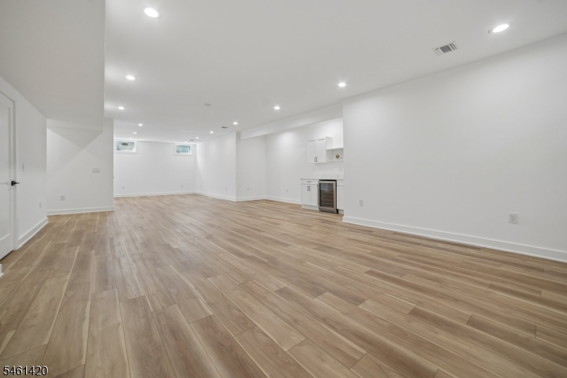 29 Spier Drive Livingston NJ 07039
