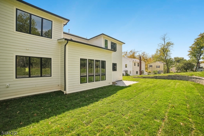 29 Spier Drive Livingston NJ 07039