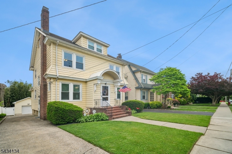 223 Keats Avenue Elizabeth NJ 07208