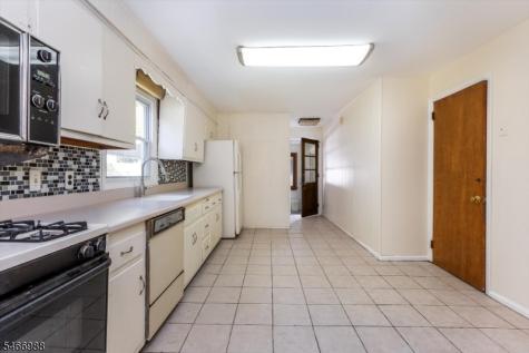 246 Grove Street Montclair NJ 07042