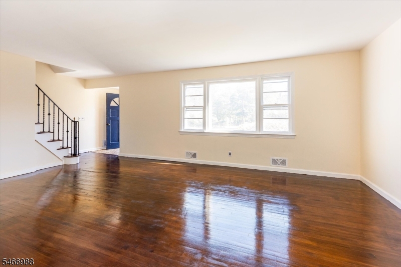 246 Grove Street Montclair NJ 07042