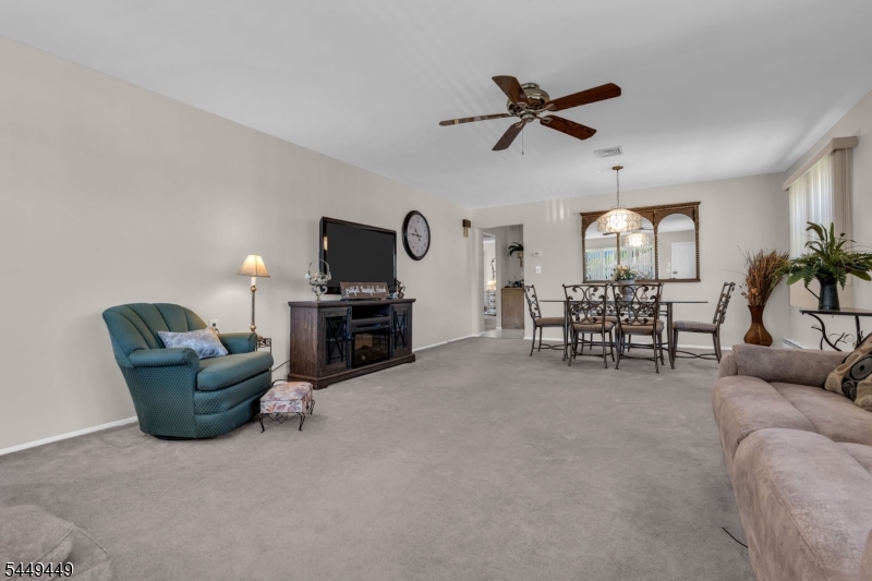 15 Capri Court Berkeley NJ 08757