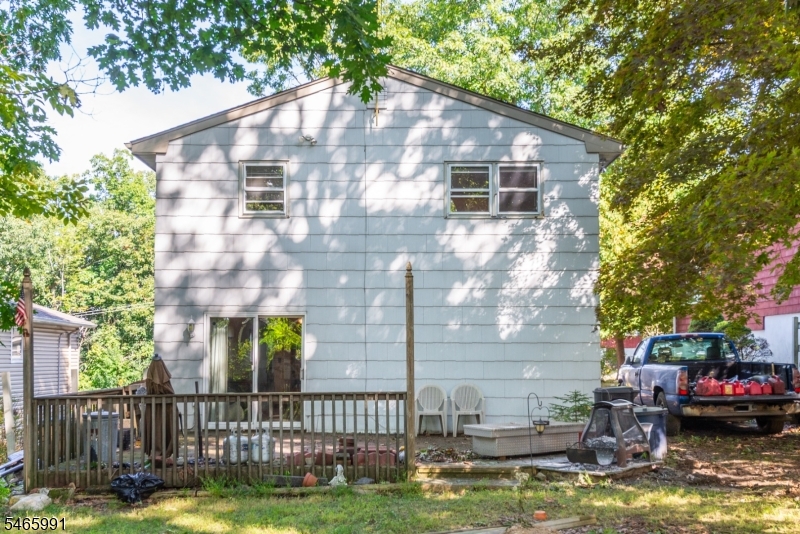 62 Wildwood Shores Drive Hopatcong NJ 07843
