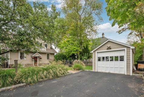 365 Walthery Avenue Ridgewood Village NJ 07450