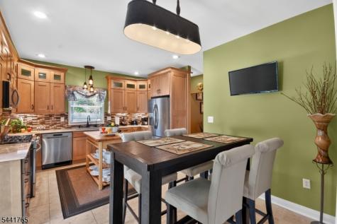 218 Maxwell Avenue Hightstown NJ 08520