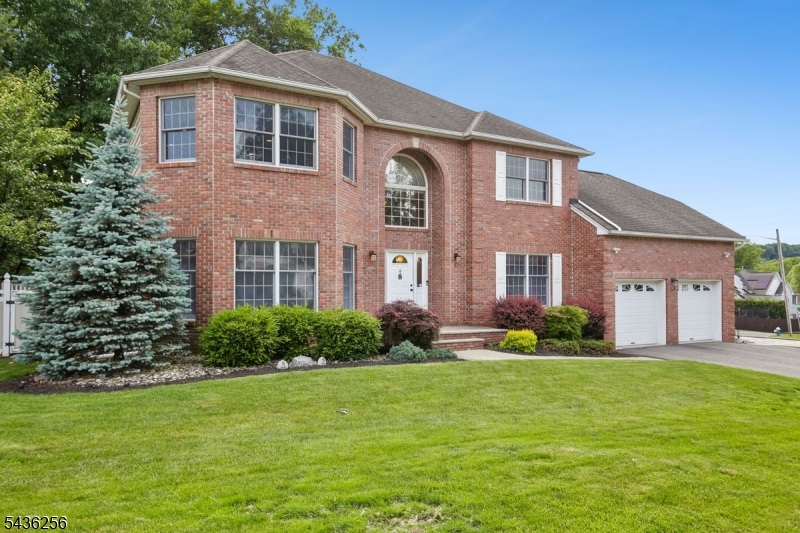 8 Harper Street West Orange NJ 07052