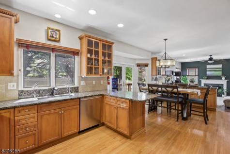 8 Harper Street West Orange NJ 07052