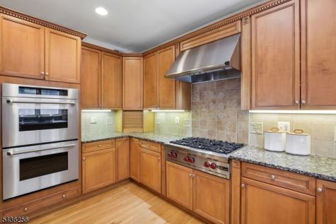 8 Harper Street West Orange NJ 07052