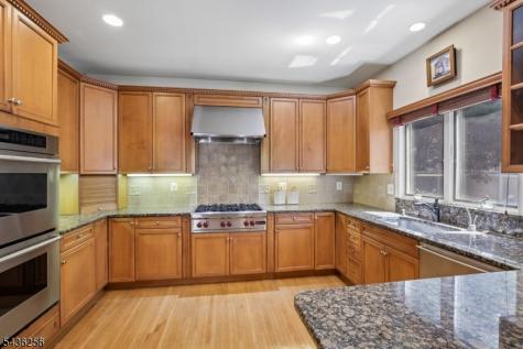 8 Harper Street West Orange NJ 07052