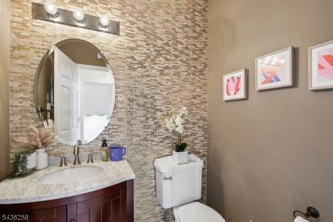 8 Harper Street West Orange NJ 07052