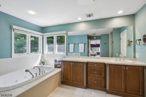 8 Harper Street West Orange NJ 07052