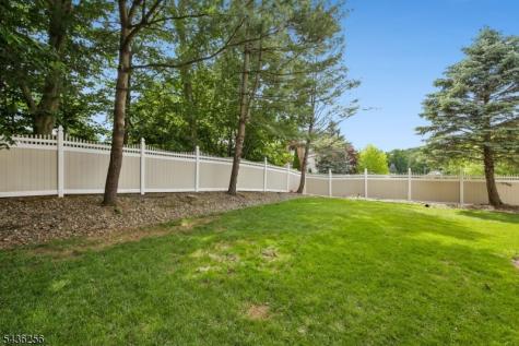 8 Harper Street West Orange NJ 07052