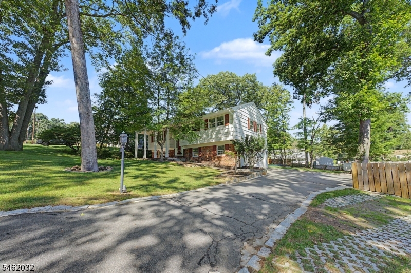 13 Arlington Drive Denville NJ 07834