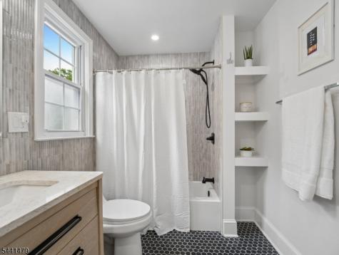 653 Hamilton Road South Orange Village NJ 07079