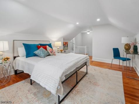 653 Hamilton Road South Orange Village NJ 07079