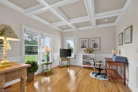 2 Glencree Lane Clinton NJ 08833