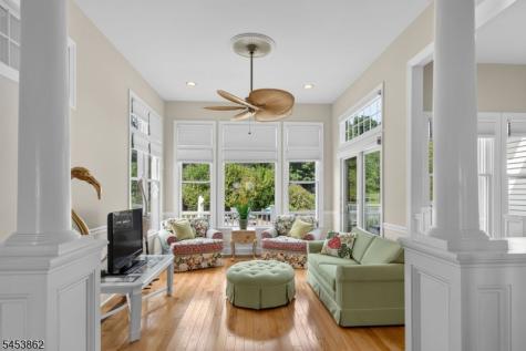 2 Glencree Lane Clinton NJ 08833