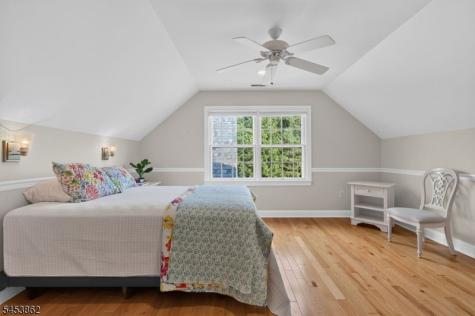 2 Glencree Lane Clinton NJ 08833