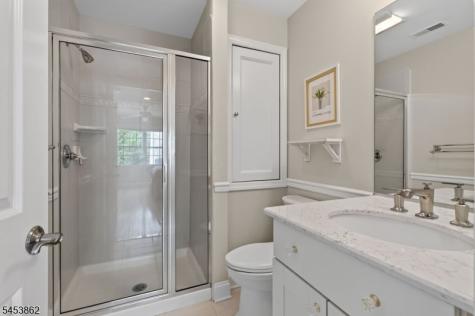 2 Glencree Lane Clinton NJ 08833