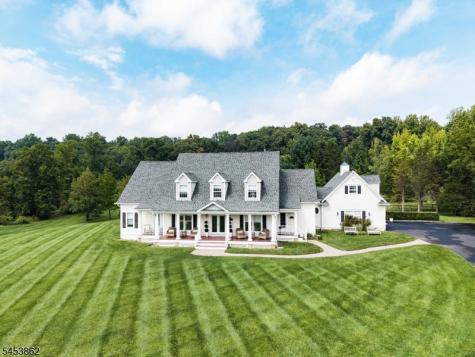 2 Glencree Lane Clinton NJ 08833