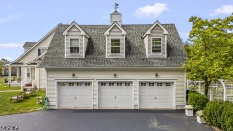 2 Glencree Lane Clinton NJ 08833