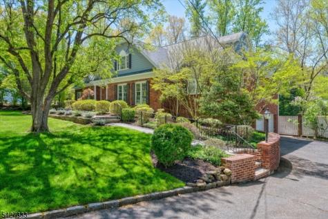 57 Mohawk Road Millburn NJ 07078