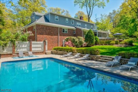 57 Mohawk Road Millburn NJ 07078