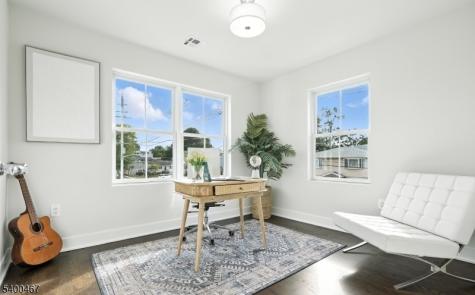 186 Canterbury Avenue North Arlington NJ 07031