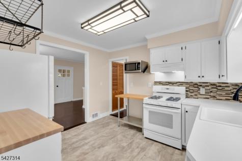 58 Locust Drive Kenilworth NJ 07033