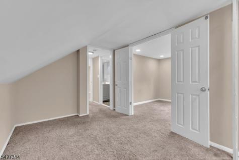 58 Locust Drive Kenilworth NJ 07033